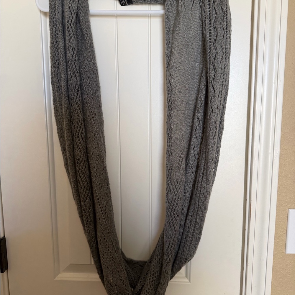 Dillard's Gray Knit Scarf